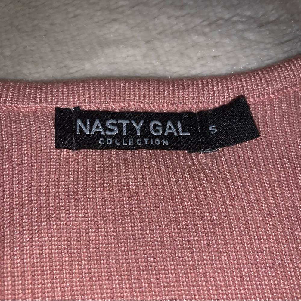 BRAND NEW tie sweater from Nasty Gal - Picture 4 of 4